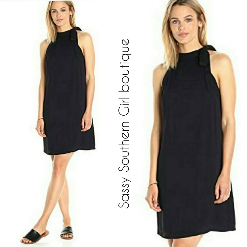 🆕⭐Black Bow chiffon line shift dress